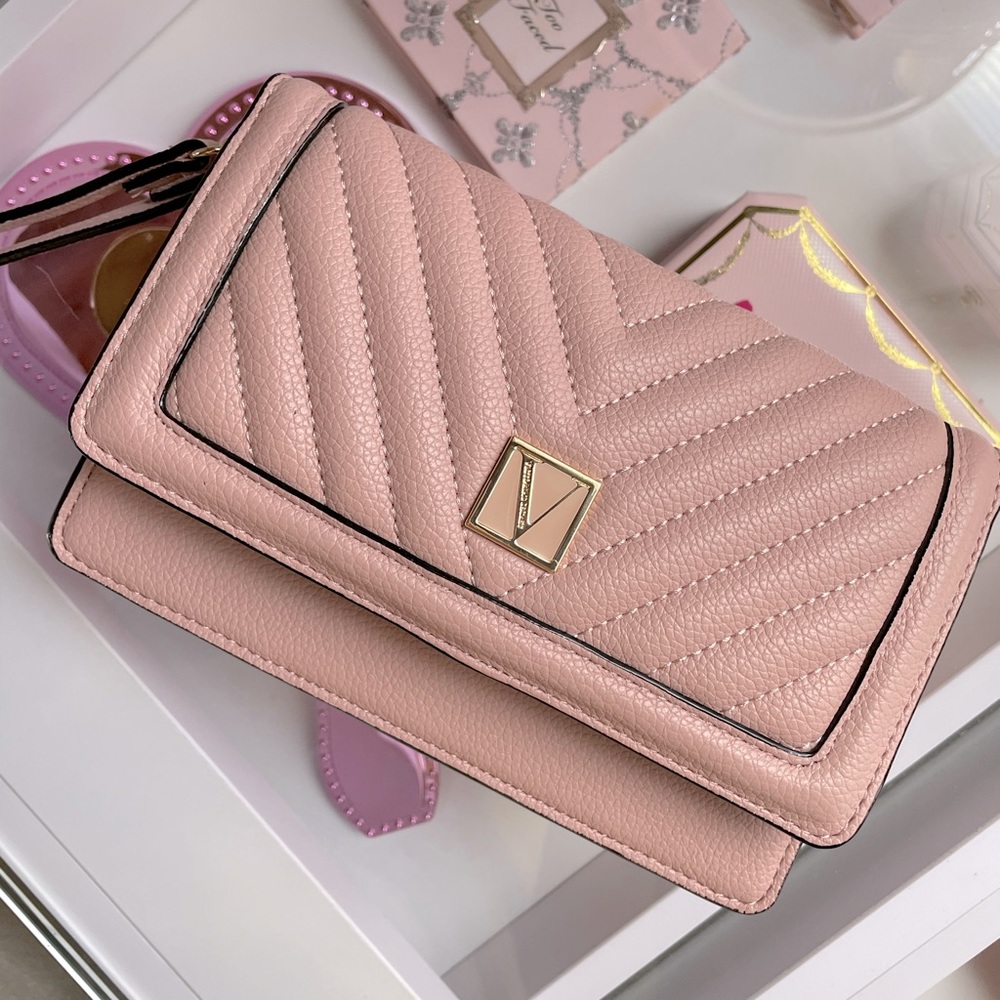 Victoria’s Secret wallet